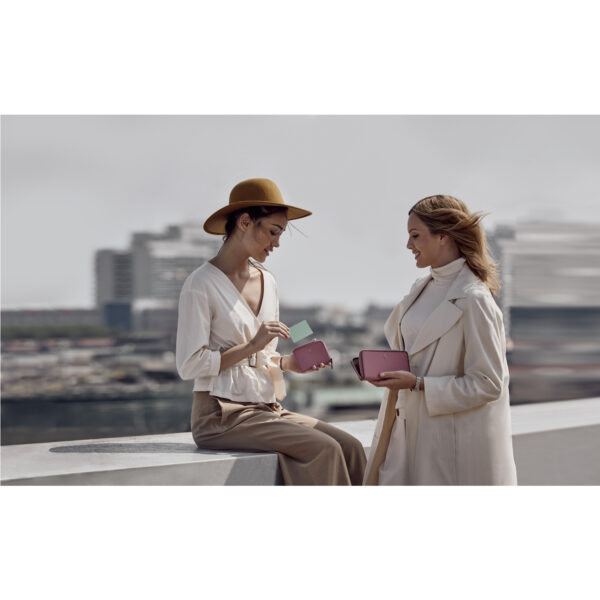 Victoria 2.0 Continental Wallet, Cassis