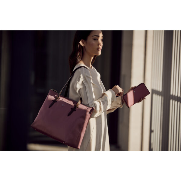 Victoria 2.0, Deluxe Business Tote, Cassis