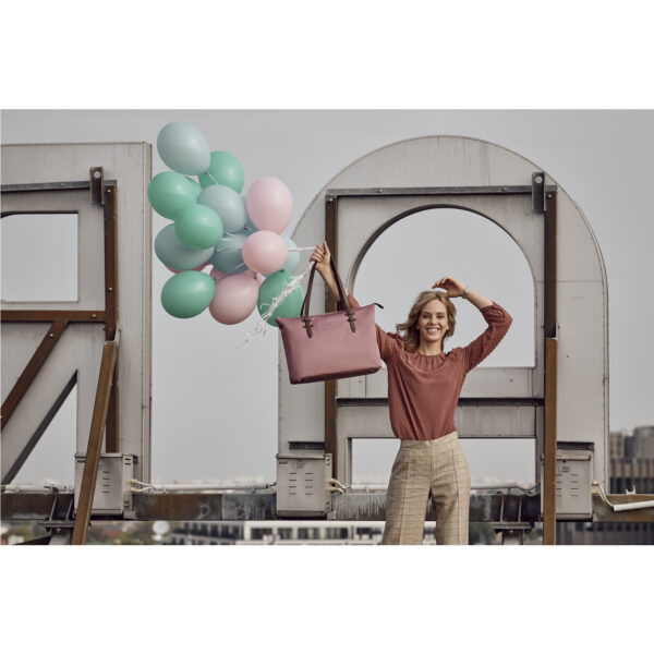 Victoria 2.0, Deluxe Business Tote, Cassis