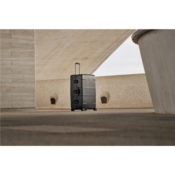 Lexicon Framed Series Large Hardside Case, Black