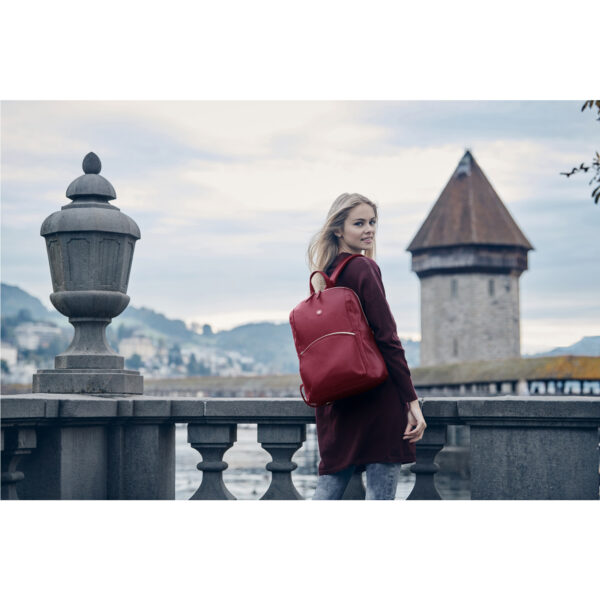 Wenger LeaMarie Slim 14" laptop Backpack, Rumba Red