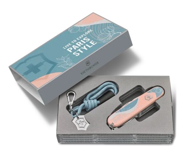 Companion Paris Style