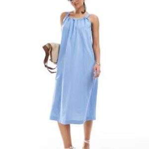 Vero Moda Tall cotton ruched neck maxi dress, Light Blue, Small
