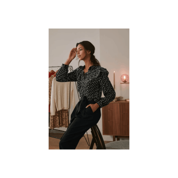 Tchibo, Women Spread Collar Long Sleeve Allover Print Top, Black, Size: 40(M)