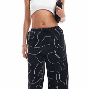 Tall wide leg trouser with linen in mono print. UK8