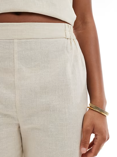 Esmee Exclusive linen look relaxed beach trousers in beige, XS